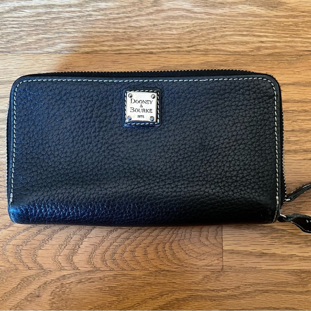 Dooney & Bourke Black Leather Wallet